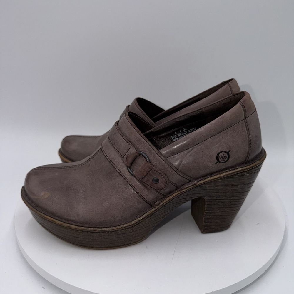 Born Women's Haddon Distressed Leather  Chunk Wooden Platform Clog Shoes 8M